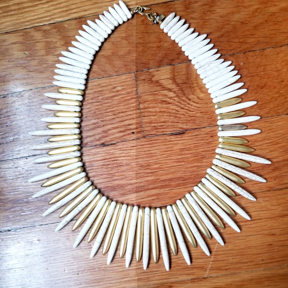 Beautiful statement necklace (made from bone, white & gold colour)